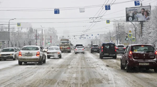 Chelyabinsk Rusland December 2019 Uitzicht Vanuit Het Autoraam Tijdens Regen — Stockfoto