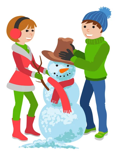 Um casal feliz de jovens esculpe boneco de neve. Feliz Natal! . —  Vetores de Stock