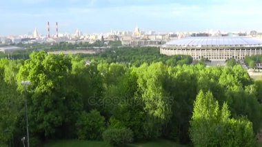 Luzhniki Stadı için serçe dağlı, Moskova, Rusya görüntüleyin. 23 Mayıs 2017 çekim. Zaman atlamalı çekim