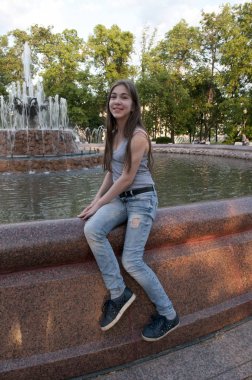 Sevimli genç kız closeup portresi