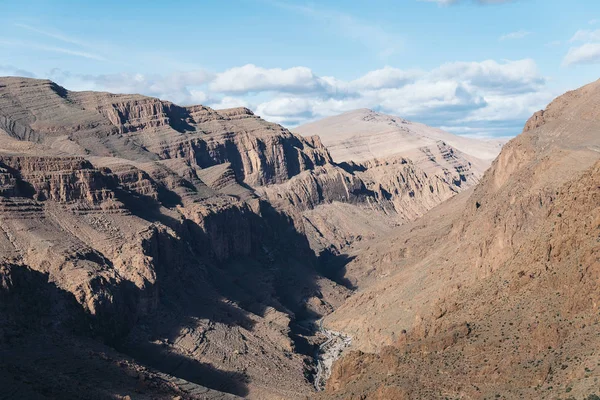 Суха скеля гірська пустеля . — стокове фото