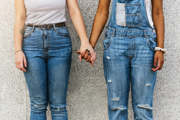 Primer plano de manos de diversas razas . — Foto de Stock