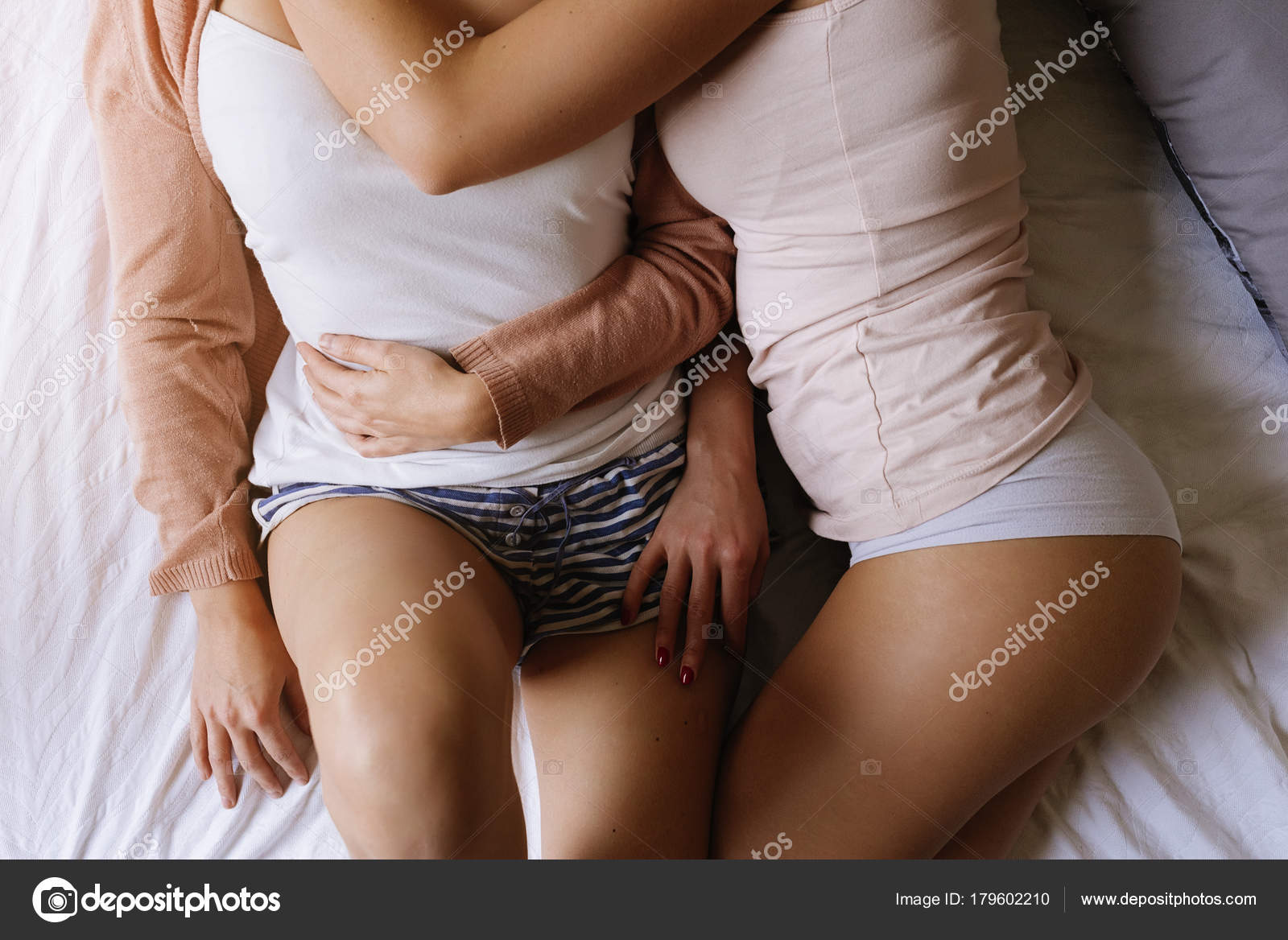 Clover Full Body Massage Lesbian