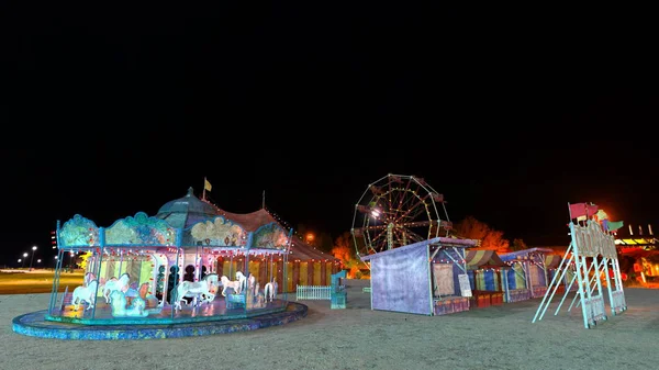 3D cg-rendering av natt karneval — Stockfoto
