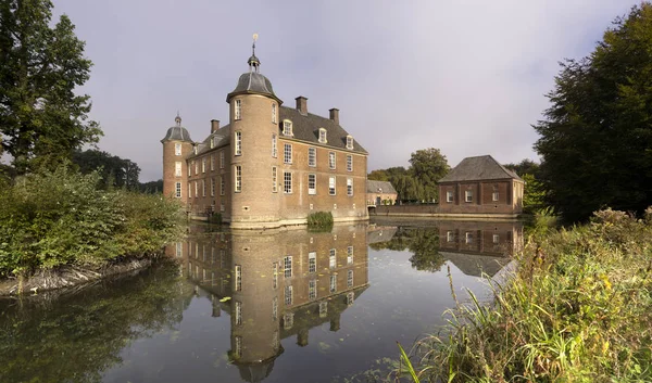 Castillo de Slangenburg cerca de Doetinchem — Foto de Stock