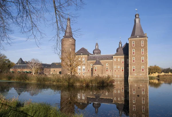 Medieval castle Hoensbroek — Stockfoto