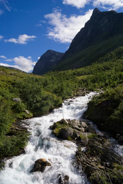 Storseterfossen біля Ґейранґера — стокове фото