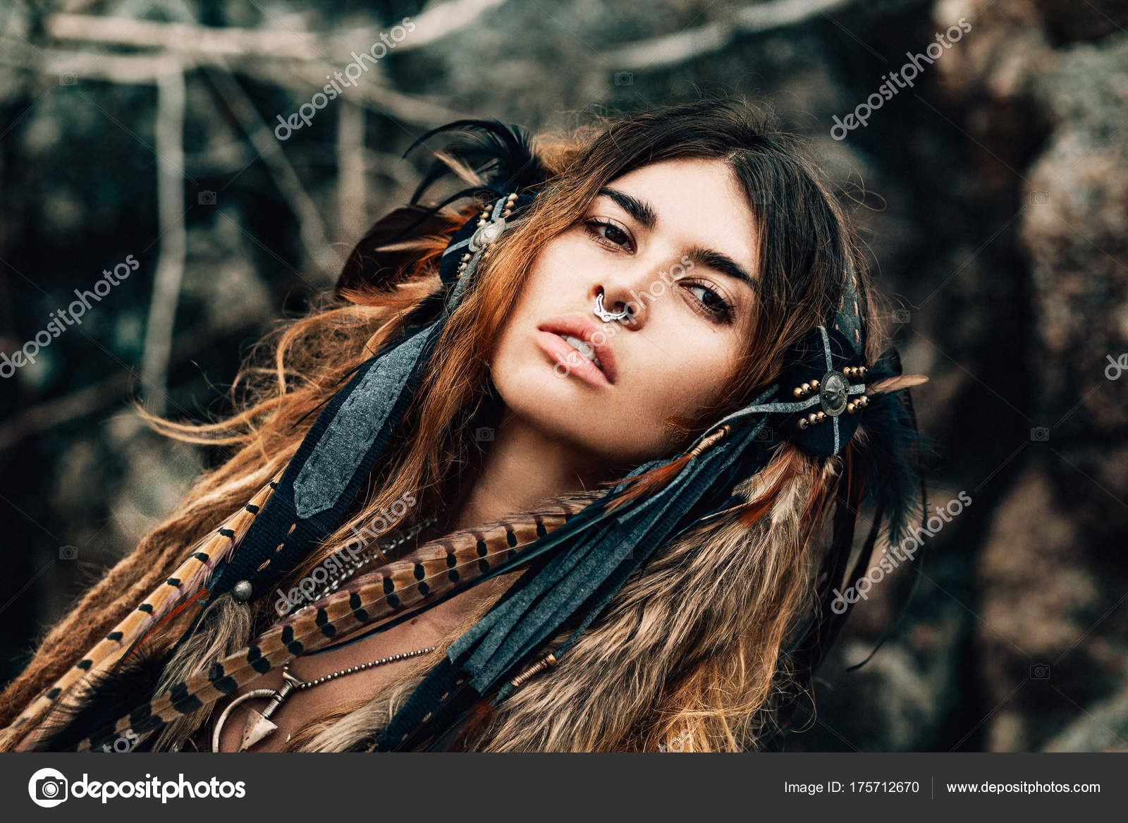 Tribal woman hi-res stock photography and images - Alamy