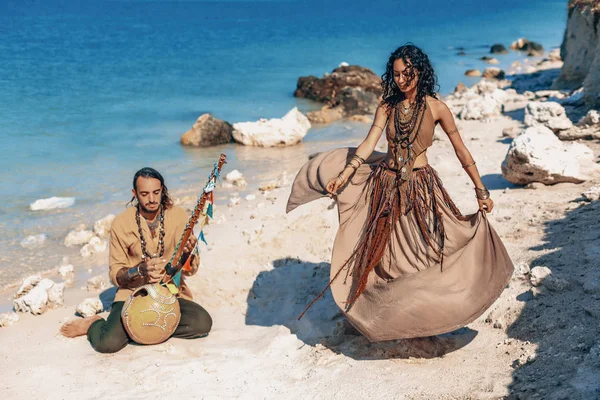 Beautiful Young Couple Playing Ethnical Music Outdoors — Stok Foto