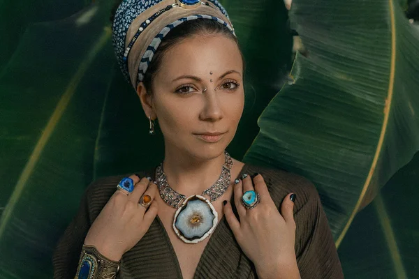 Close up of woman hands with boho gem stones rings — Stock Photo, Image