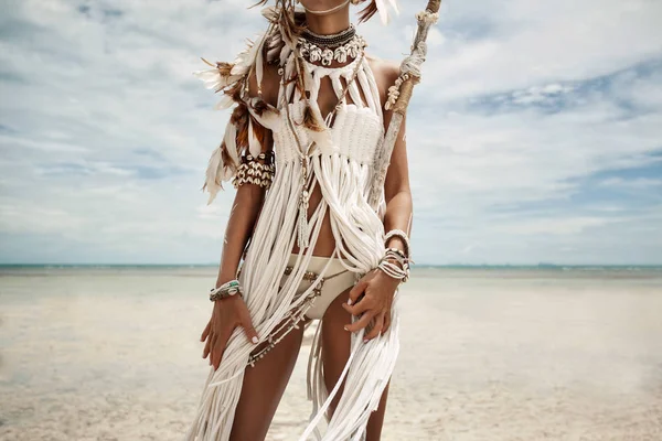 Attractive Wild Boho Woman Native American Style White Clothes Posing — 스톡 사진