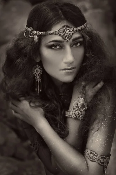 Fashion Shot Beautiful Boho Girl Ethnic Jewelry — 스톡 사진