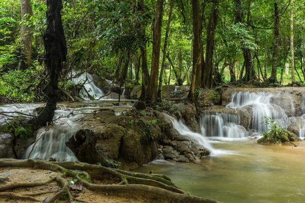 Kroeng Krawia водоспади — стокове фото