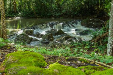 Jedkot su düşüyor