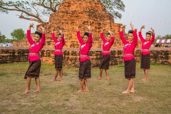 Danza tradicional tailandesa del noreste — Foto de Stock