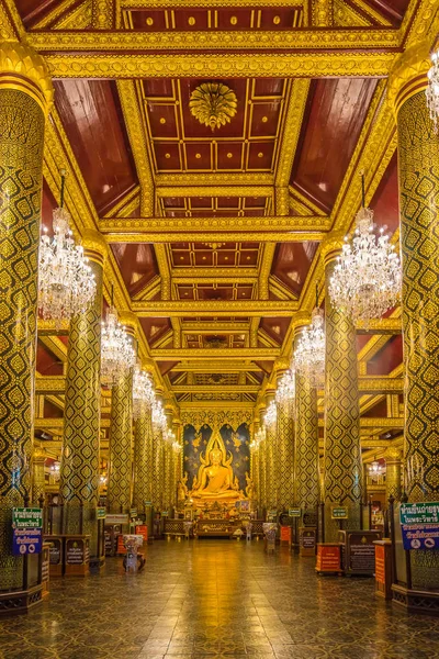 仏教教会の美しい仏像 — ストック写真
