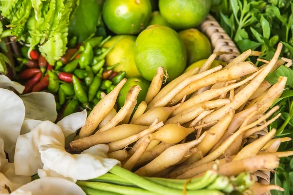 Çeşitli Tay sebze ve baharatlar