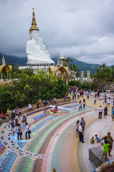 Buddhist tourists sightseeing beautiful white five Buddha Images — Stock Photo, Image