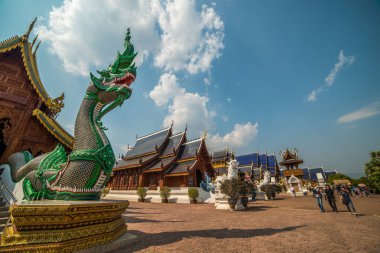 The Grand Blue tapınak ya da Wat Ban Den gezi turist