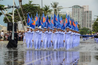 Uluslararası filo inceleme 2017 yılında yürüyen Tay Donanması geçit töreni
