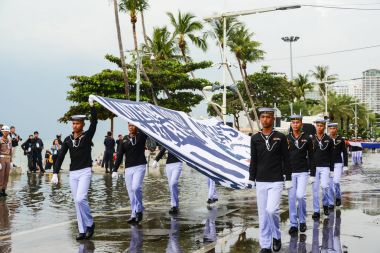 Uluslararası filo inceleme 2017 yılında yürüyen Tay Donanması geçit töreni