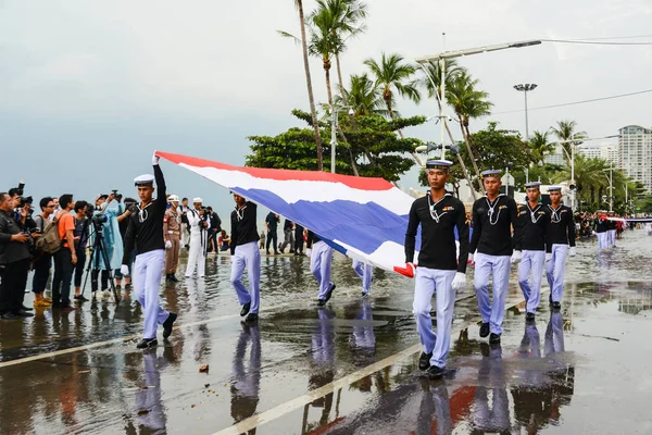 Thai haditengerészet parade nemzetközi flotta felülvizsgálat 2017-ben vonult — Stock Fotó