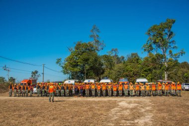Eğitimli sağlık için acil servis görevlileri olmak Ormancılar satırı