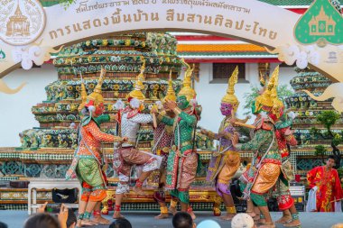 Ramayana destanında Khon performansı