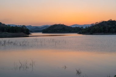 Güzel gün batımı manzarası