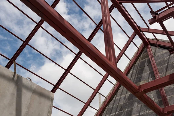 Marco de techo de acero del edificio . — Foto de Stock