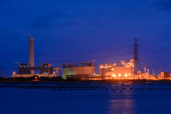 Industrial plants located by the sea. — Stock Photo, Image