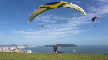 Morro da Itarare 'den Sao Vicent' e çift uçuş.