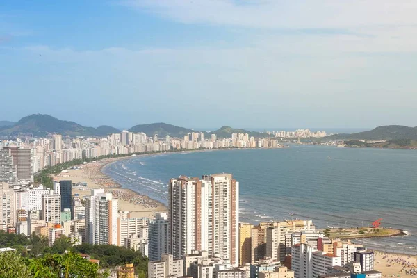 Vista aérea de la playa en la ciudad de Santos, Brasil — Foto de Stock