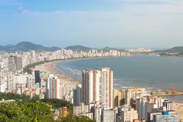 Vista aérea de la playa en la ciudad de Santos, Brasil — Foto de Stock