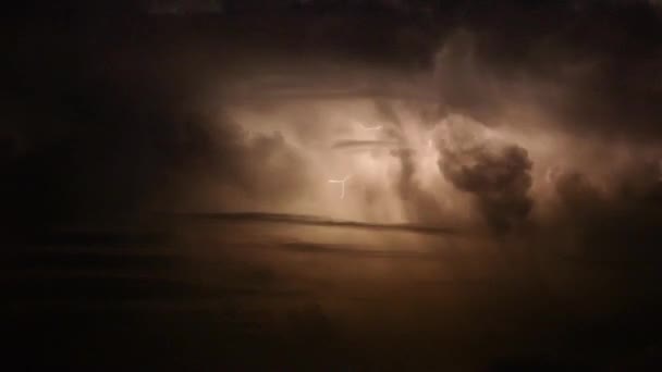 Spectacular lightning strikes during a huge thunderstorm in the night sky — Stock Video