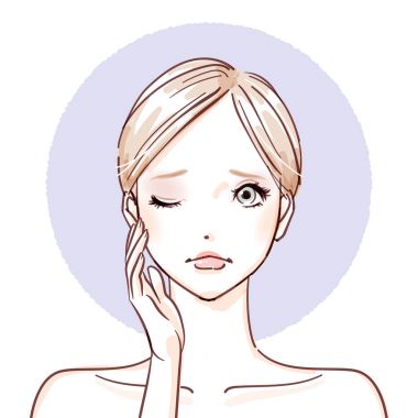 Güzellik woman_hands yanaklarda usulca negatif