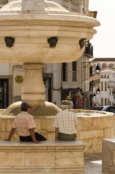 fountain in Evora