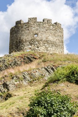 middleages dağın zirvesinde castel