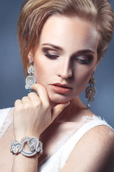 Beauty Portrait Beautiful Bride Soutache Jewelry Gray Background — Stock Photo, Image