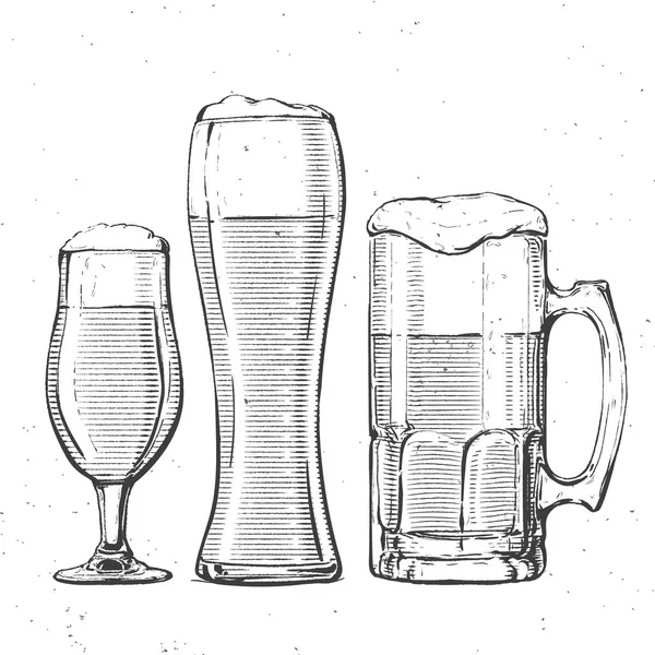 Vintage hand getekende illustratie van bierglazen — Stockvector