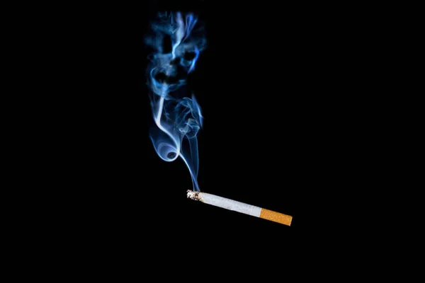 A dohányzás is káros lehet az egészségre — Stock Fotó