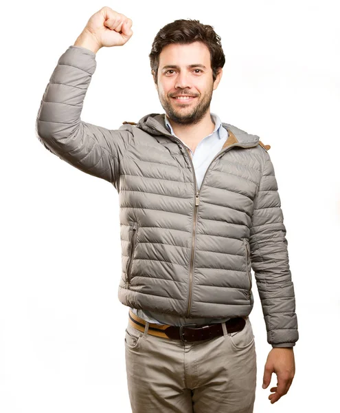 Hombre feliz haciendo un gesto de victoria — Foto de Stock