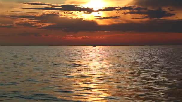 Baikalsee bei Sonnenuntergang — Stockvideo