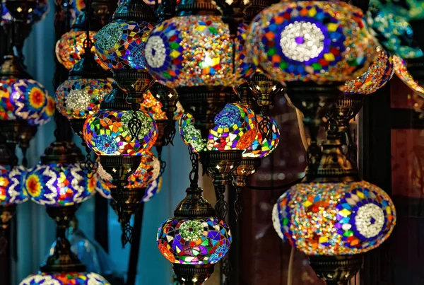 Lâmpadas turcas coloridas — Fotografia de Stock