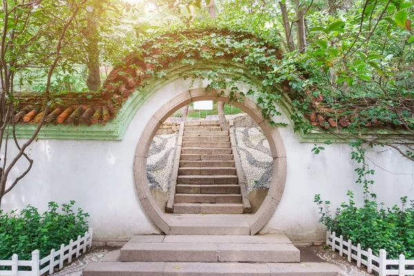 Moon Gate — Stock Photo, Image