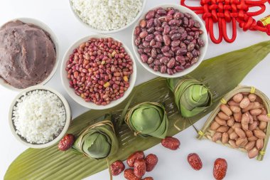 Zongzi Ejderha Teknesi Festivali