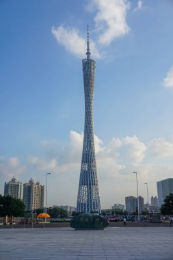 Şehrin mimari manzarası Ben ve güzel gökyüzü