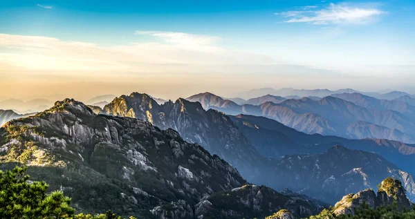 Gyönyörű Hegyek Folyók Huangshan Hegyen Kínában — Stock Fotó