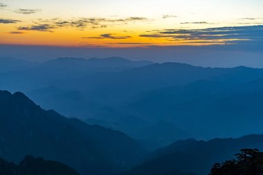 Huangshan Dağı, Çin 'in güzel manzarası.