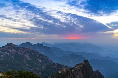Huangshan Dağı, Çin 'in güzel manzarası.